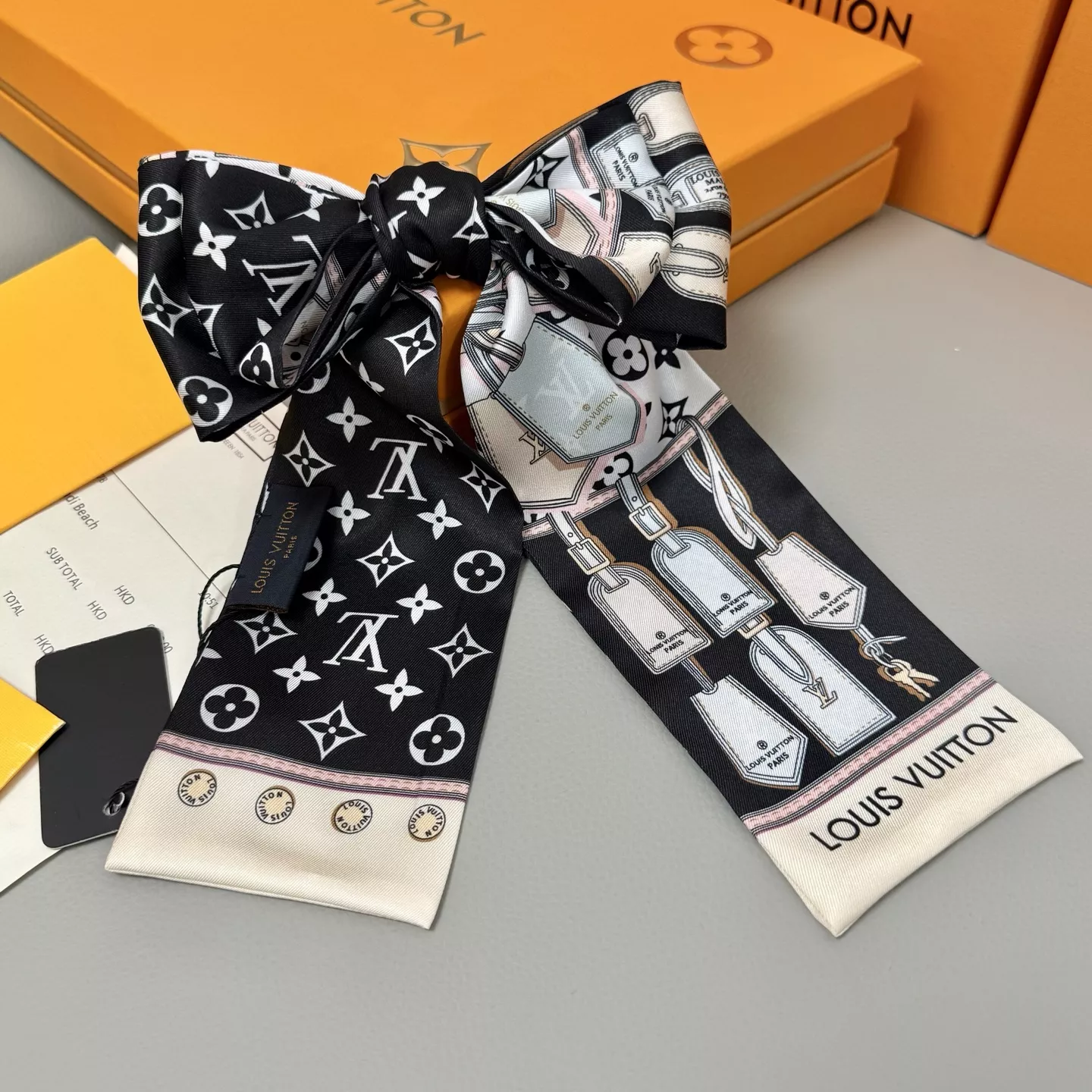 Louis Vuitton Silk Scarf Soft 1539