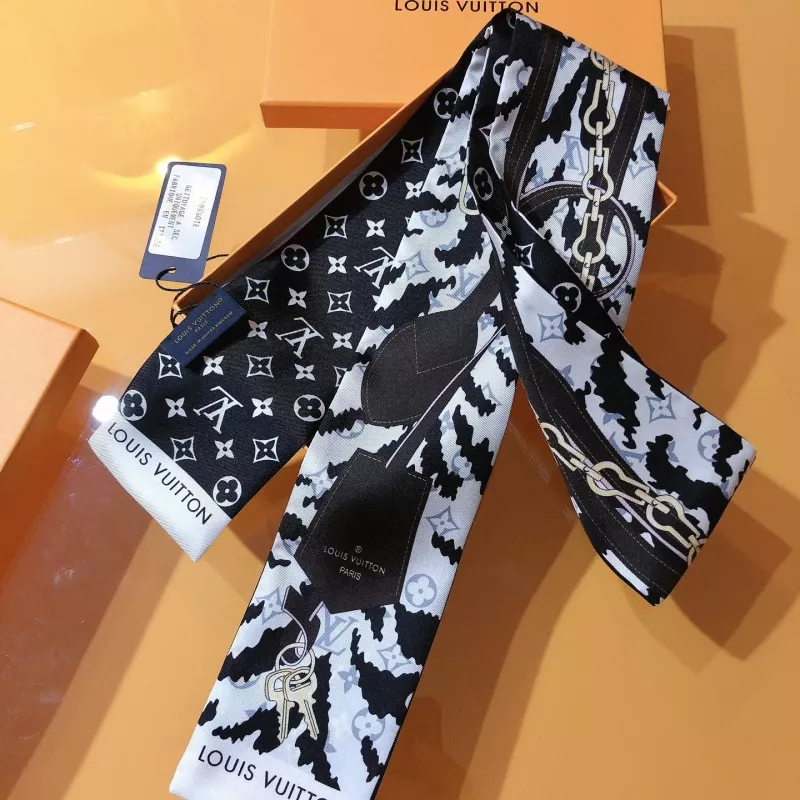 Louis Vuitton Silk Scarf Trendy 4935
