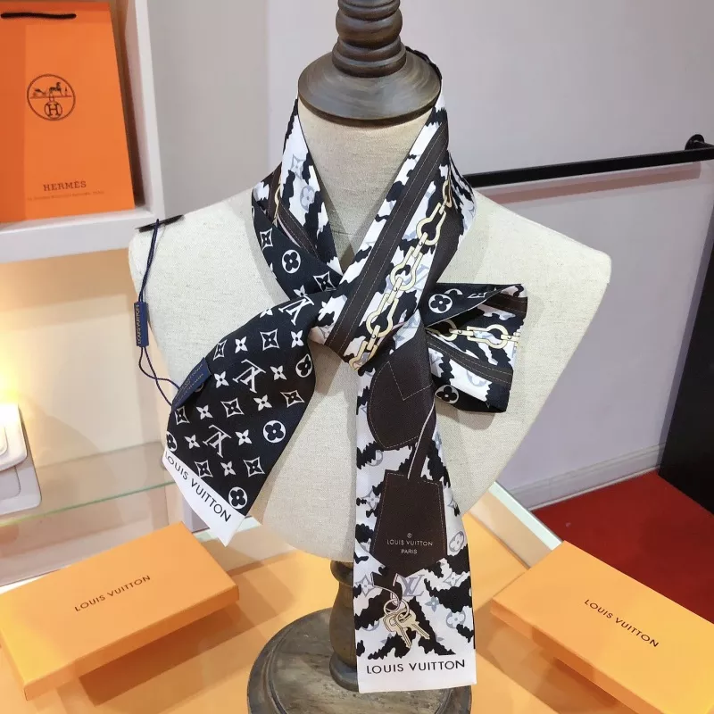 Louis Vuitton Silk Scarf Trendy 4935