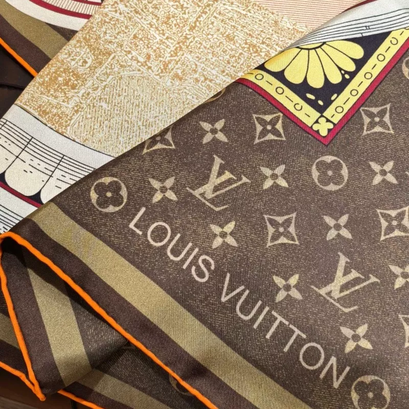 Louis Vuitton Silk Squares Bright 3932