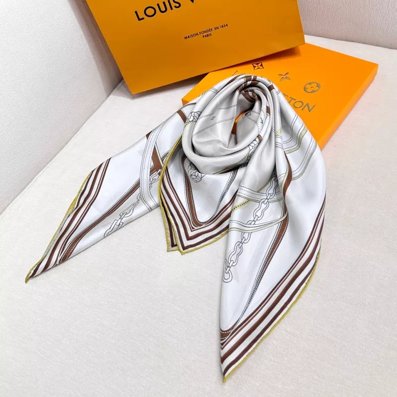 Louis Vuitton Silk Squares Cozy 5717