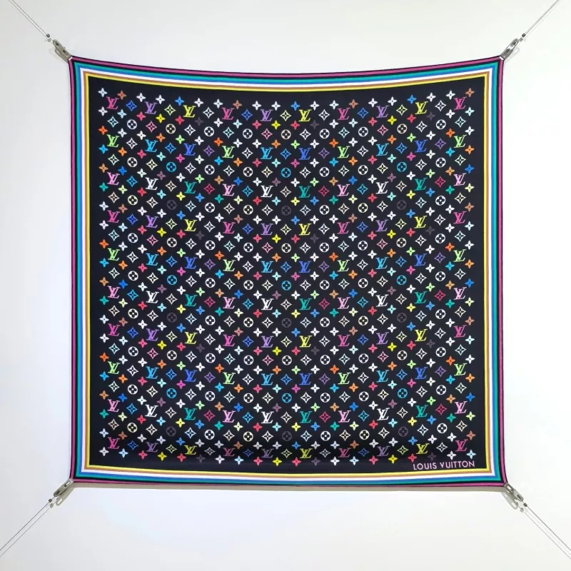 Louis Vuitton Silk Squares Minimalist 7545
