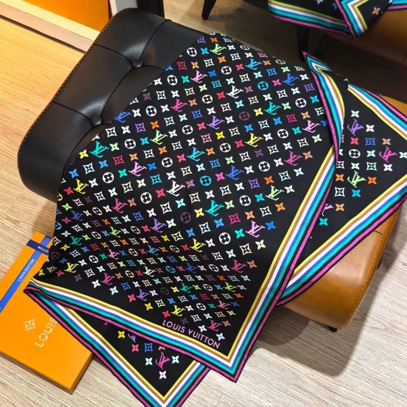 Louis Vuitton Silk Squares Minimalist 7545
