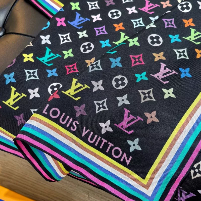 Louis Vuitton Silk Squares Minimalist 7545