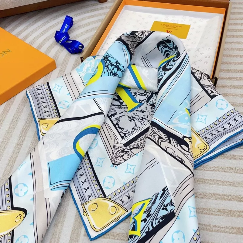 Louis Vuitton Silk Squares Trendsetting 4004