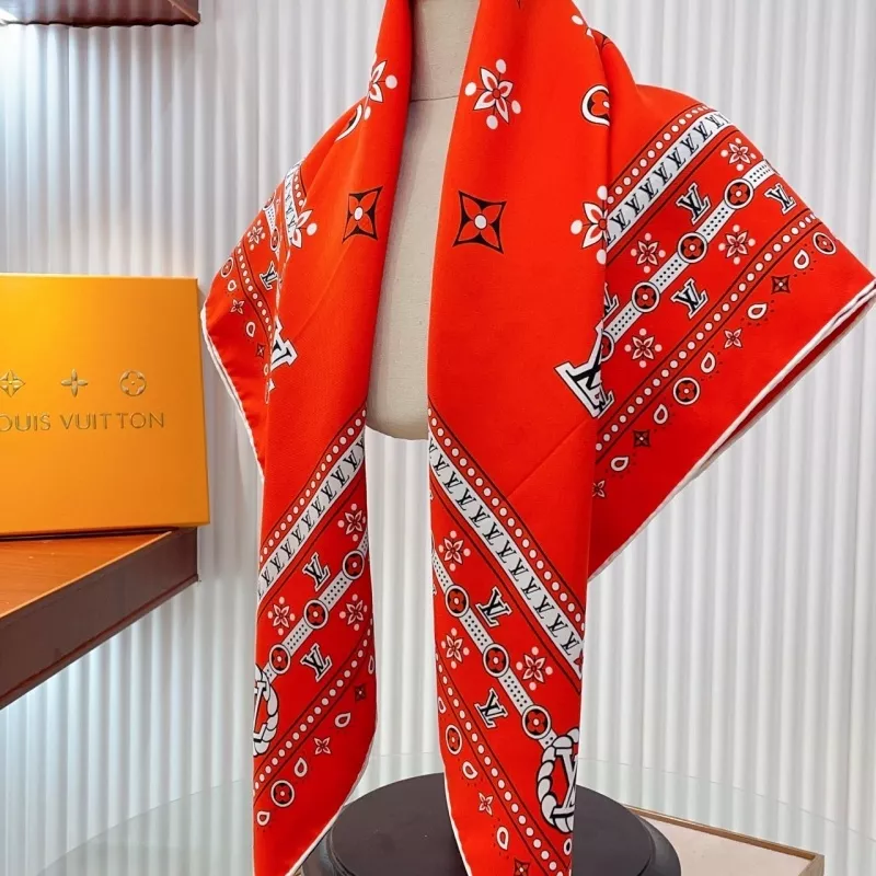Louis Vuitton Silk Squares Trendsetting 8704