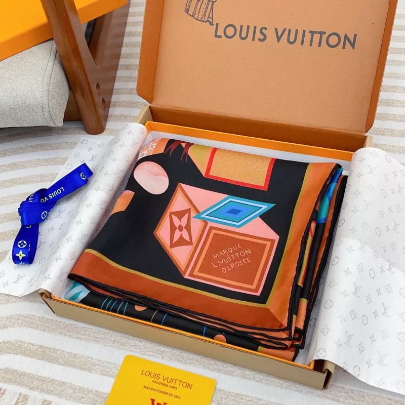 Louis Vuitton Silk Squares Versatile 2792