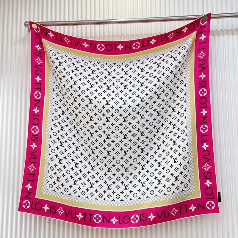 Louis Vuitton Silk Squares WellDesigned 8588