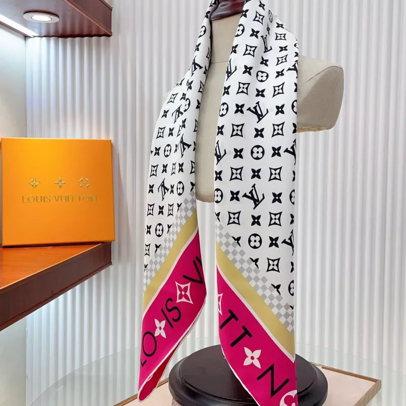 Louis Vuitton Silk Squares WellDesigned 8588