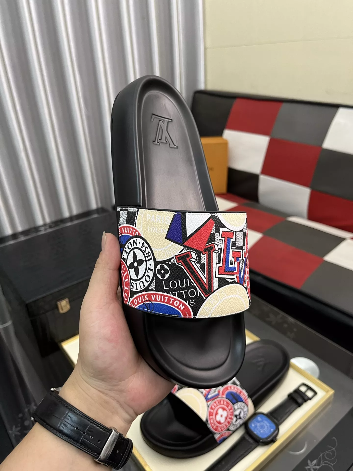 Louis Vuitton Slippers For Men Affordable 6080