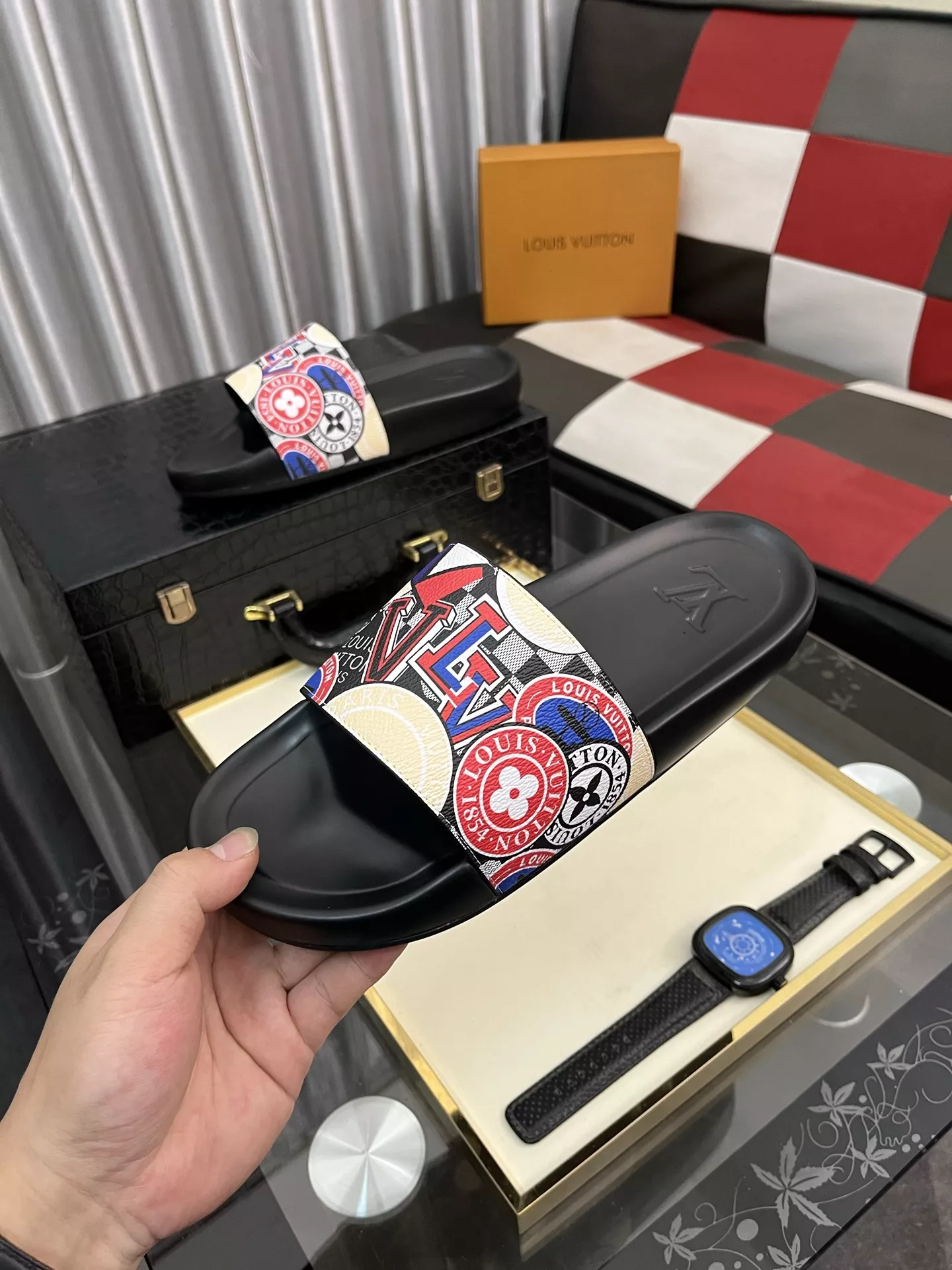 Louis Vuitton Slippers For Men Affordable 6080