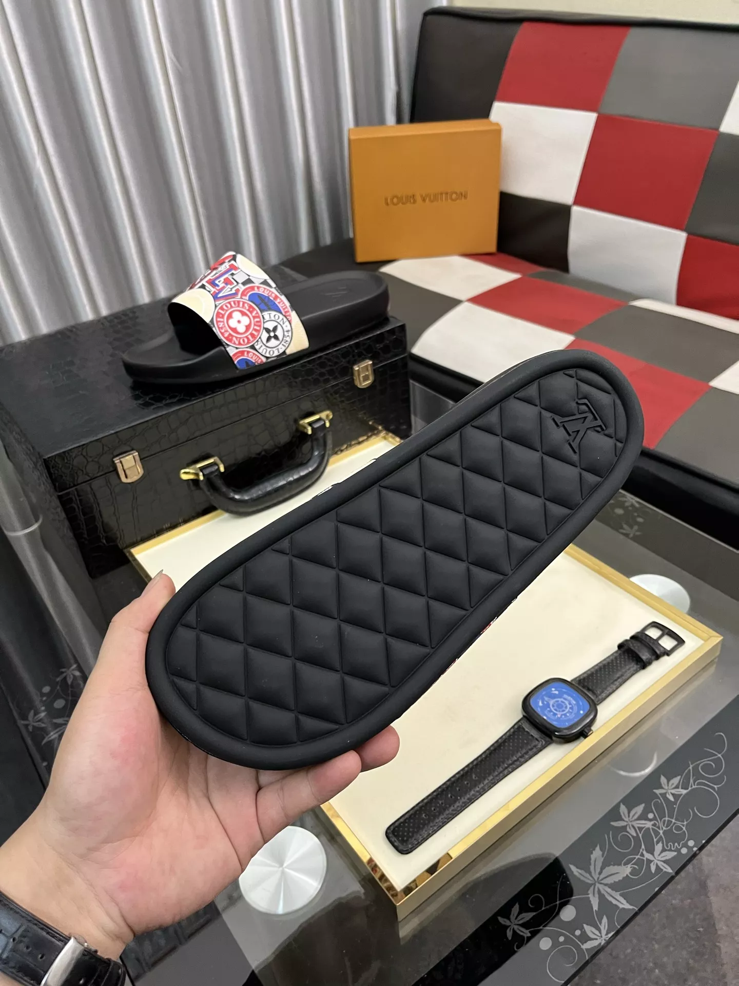 Louis Vuitton Slippers For Men Affordable 6080