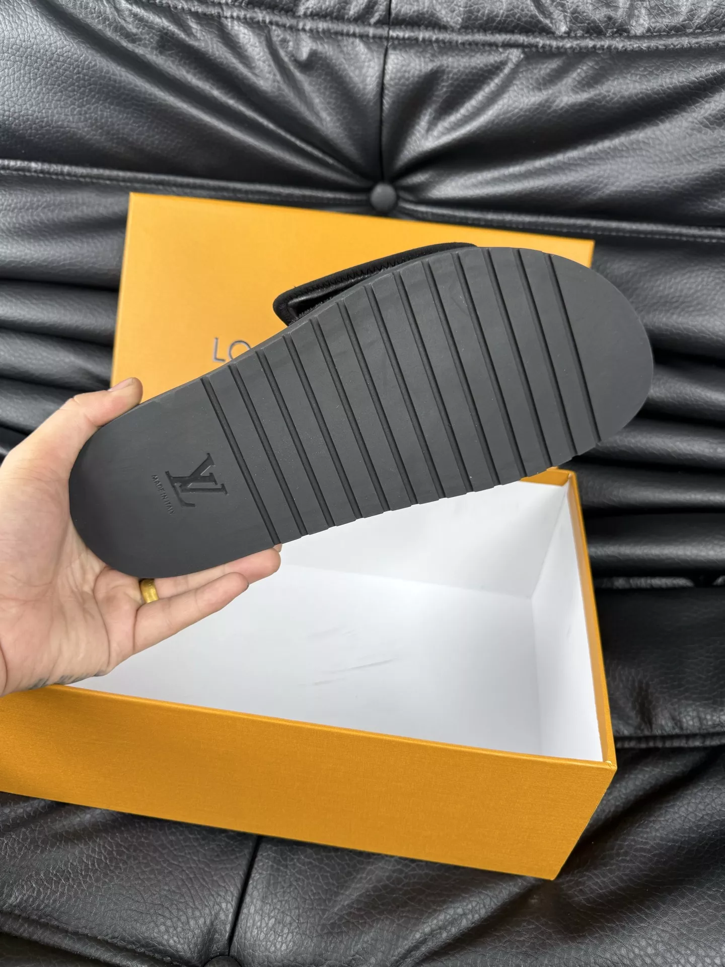 Louis Vuitton Slippers For Men AllSeason 3307