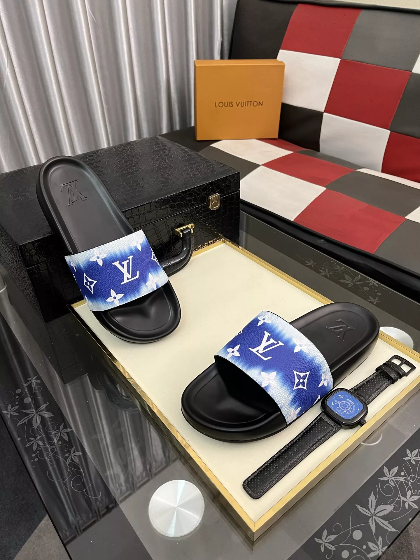 Louis Vuitton Slippers For Men AllSeason 3859