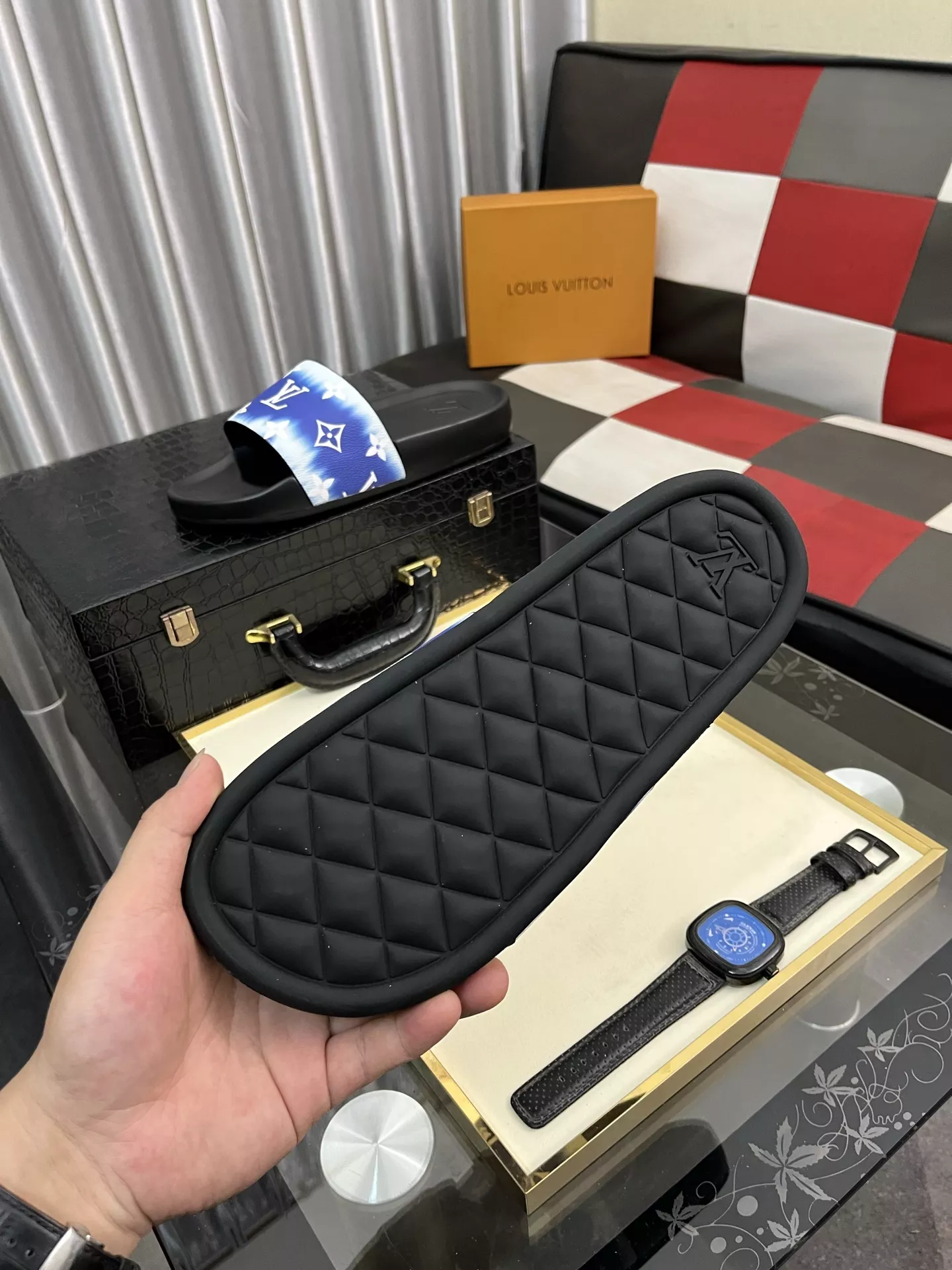Louis Vuitton Slippers For Men AllSeason 3859