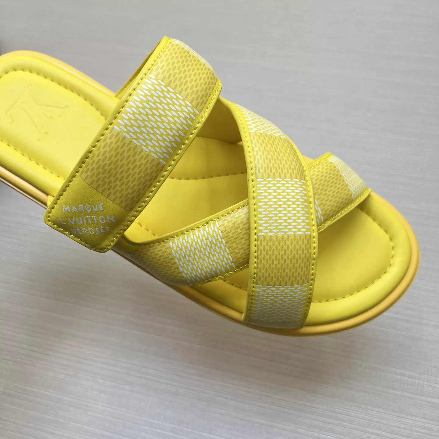 Louis Vuitton Slippers For Men Breathable 8605