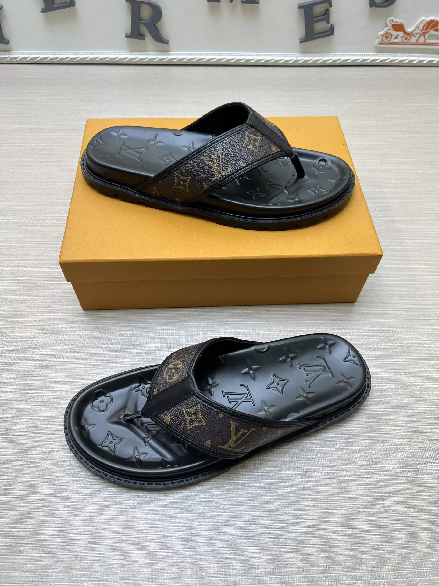 Louis Vuitton Slippers For Men Bright 5084