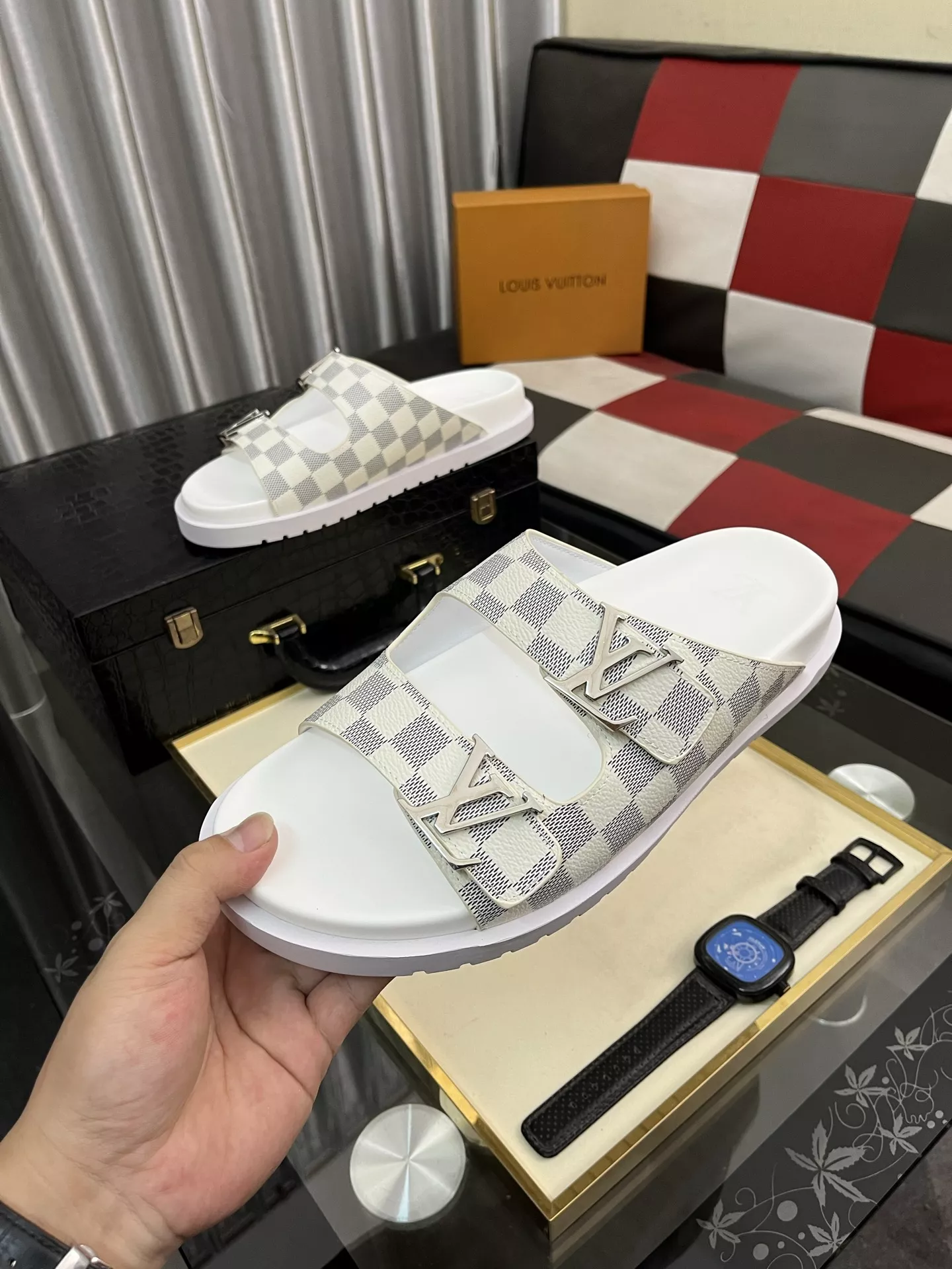 Louis Vuitton Slippers For Men Comfortable 7642