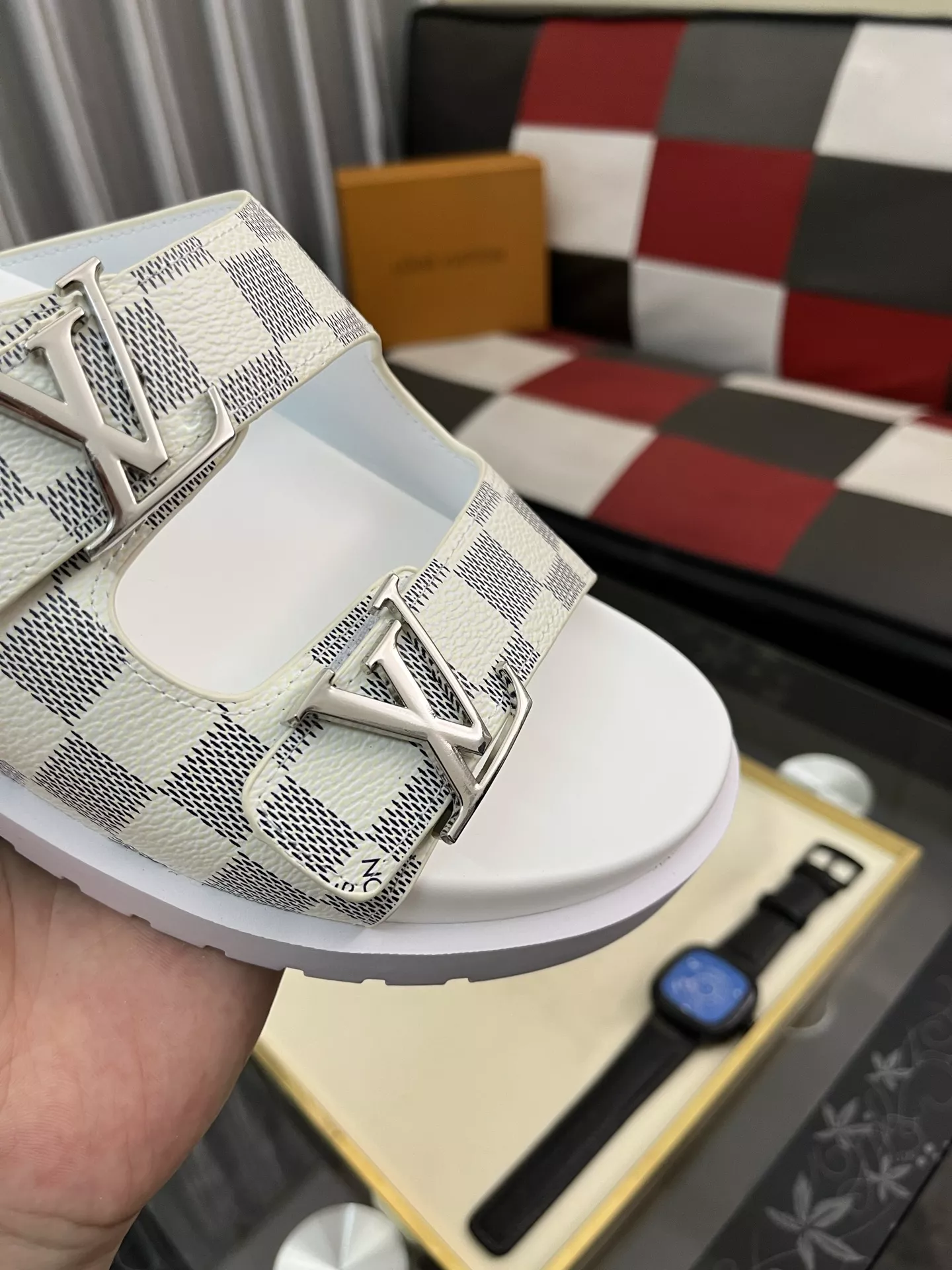 Louis Vuitton Slippers For Men Comfortable 7642