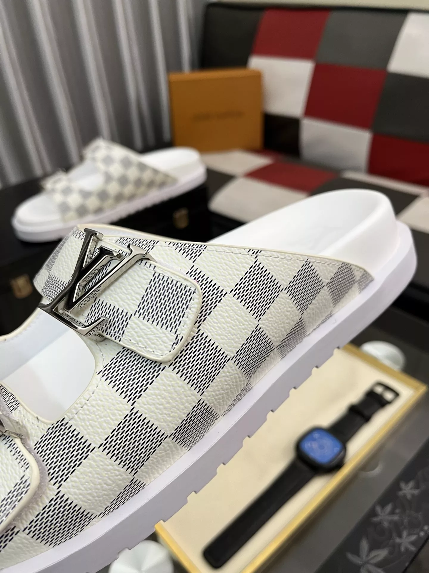 Louis Vuitton Slippers For Men Comfortable 7642