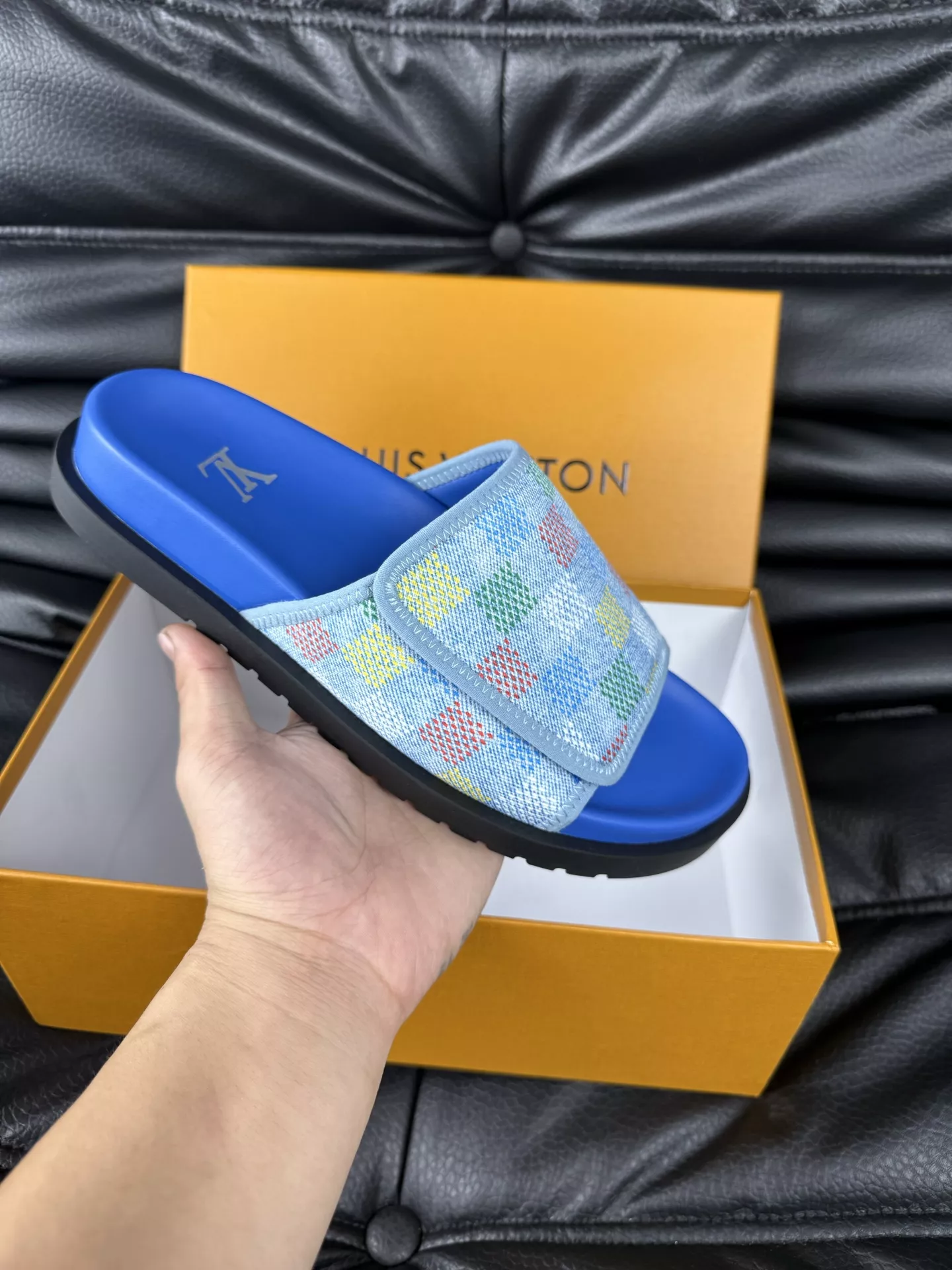 Louis Vuitton Slippers For Men Cozy 3302