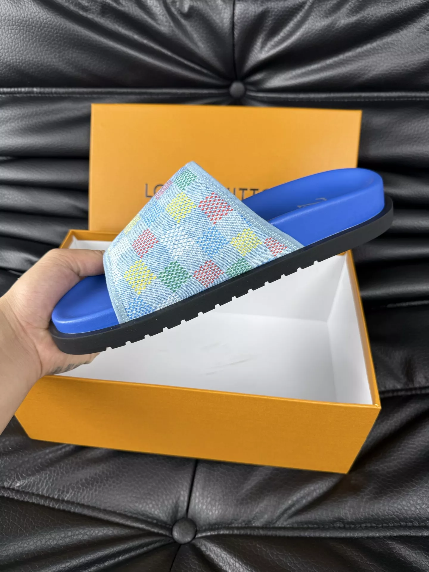 Louis Vuitton Slippers For Men Cozy 3302