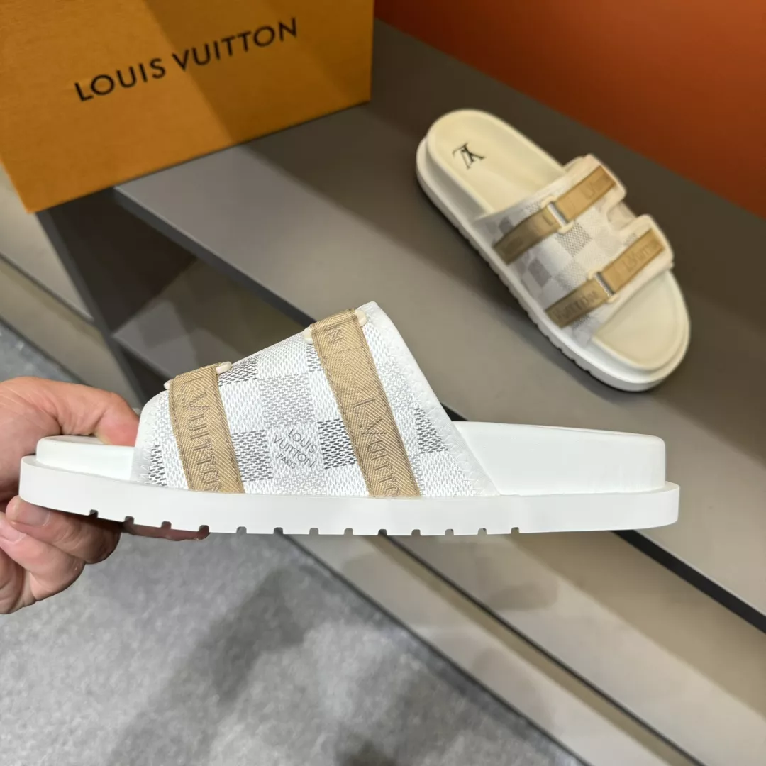 Louis Vuitton Slippers For Men Durable 545