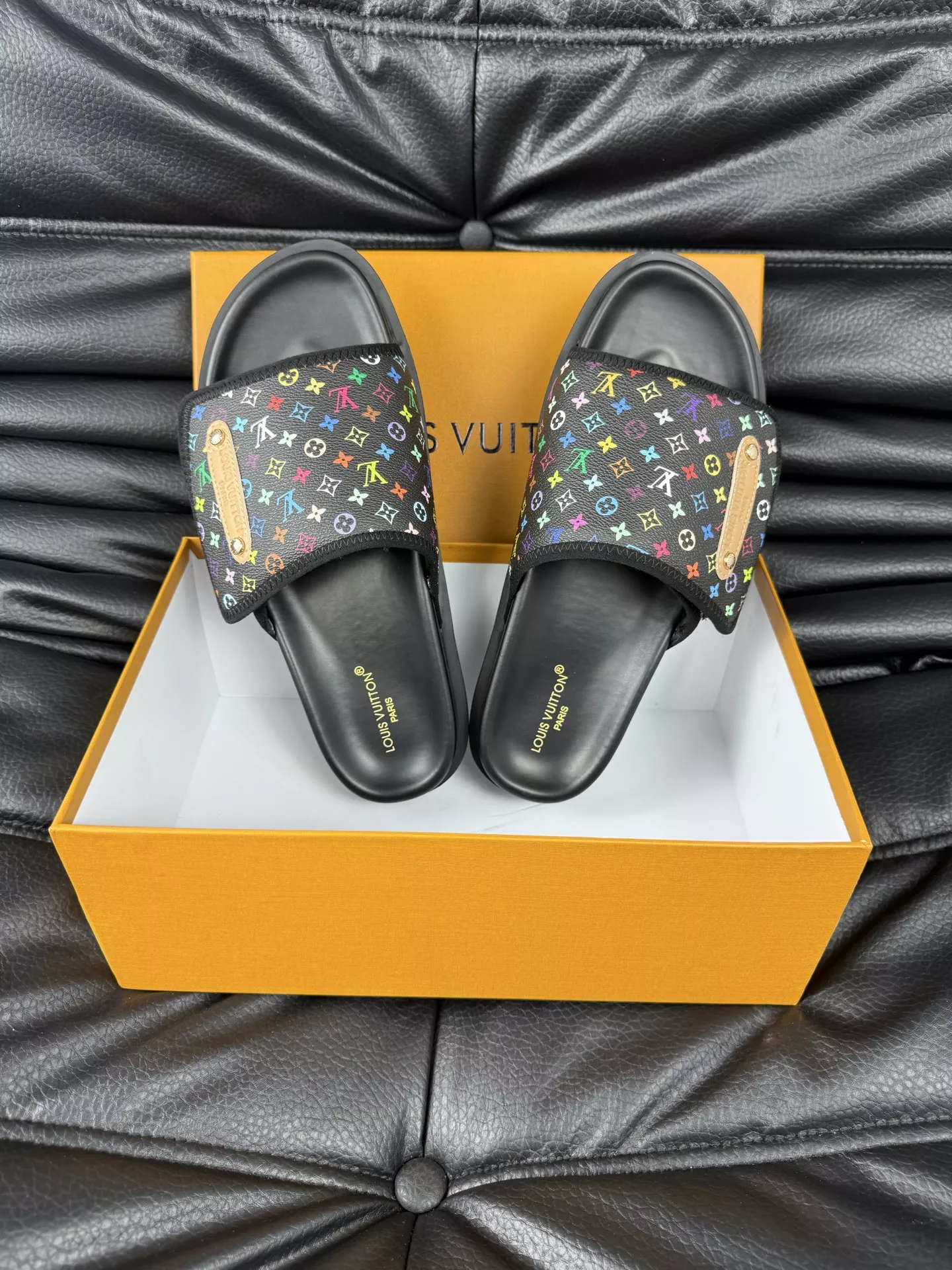 Louis Vuitton Slippers For Men Durable 7766