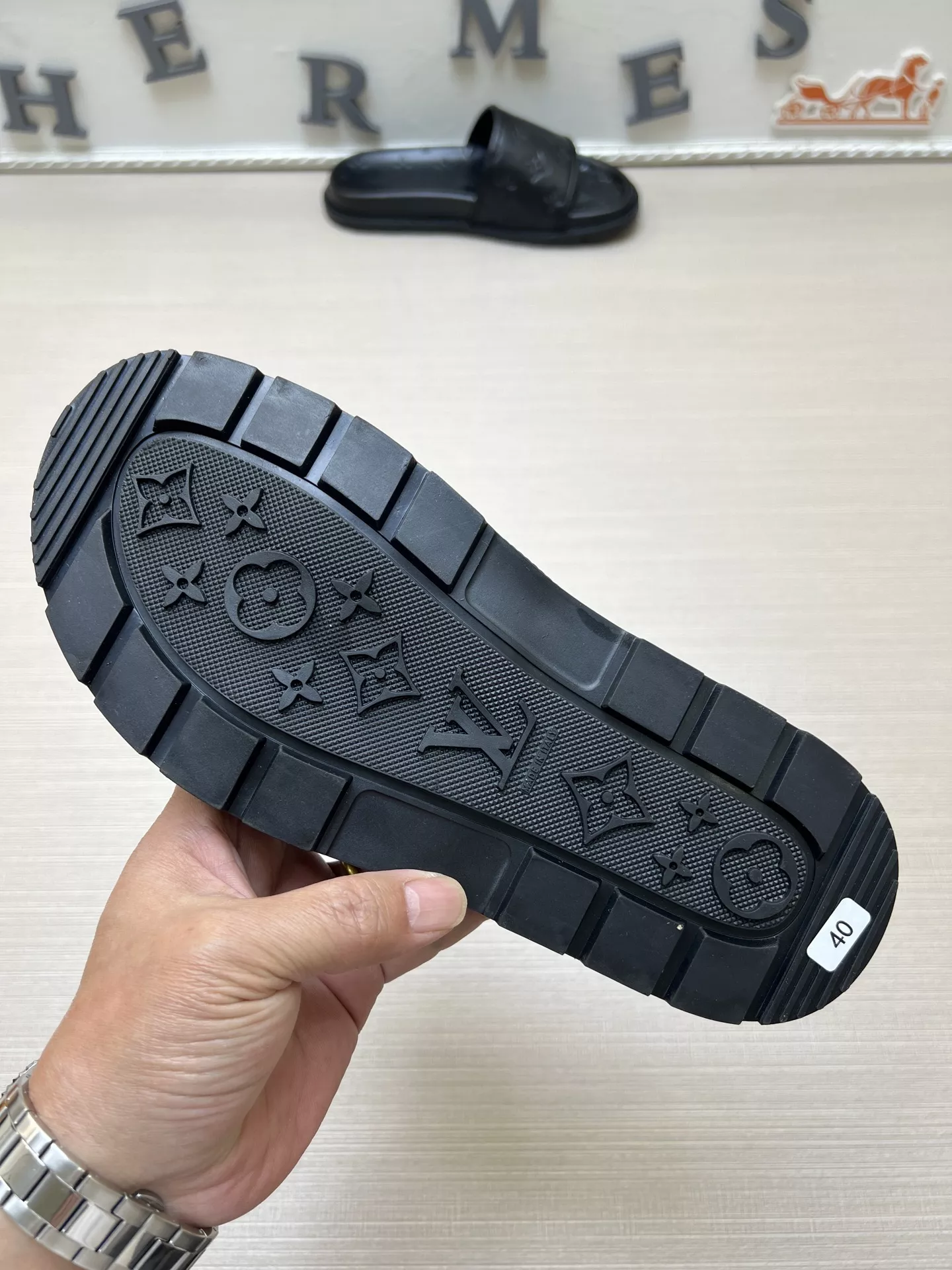 Louis Vuitton Slippers For Men Fashionable 4479