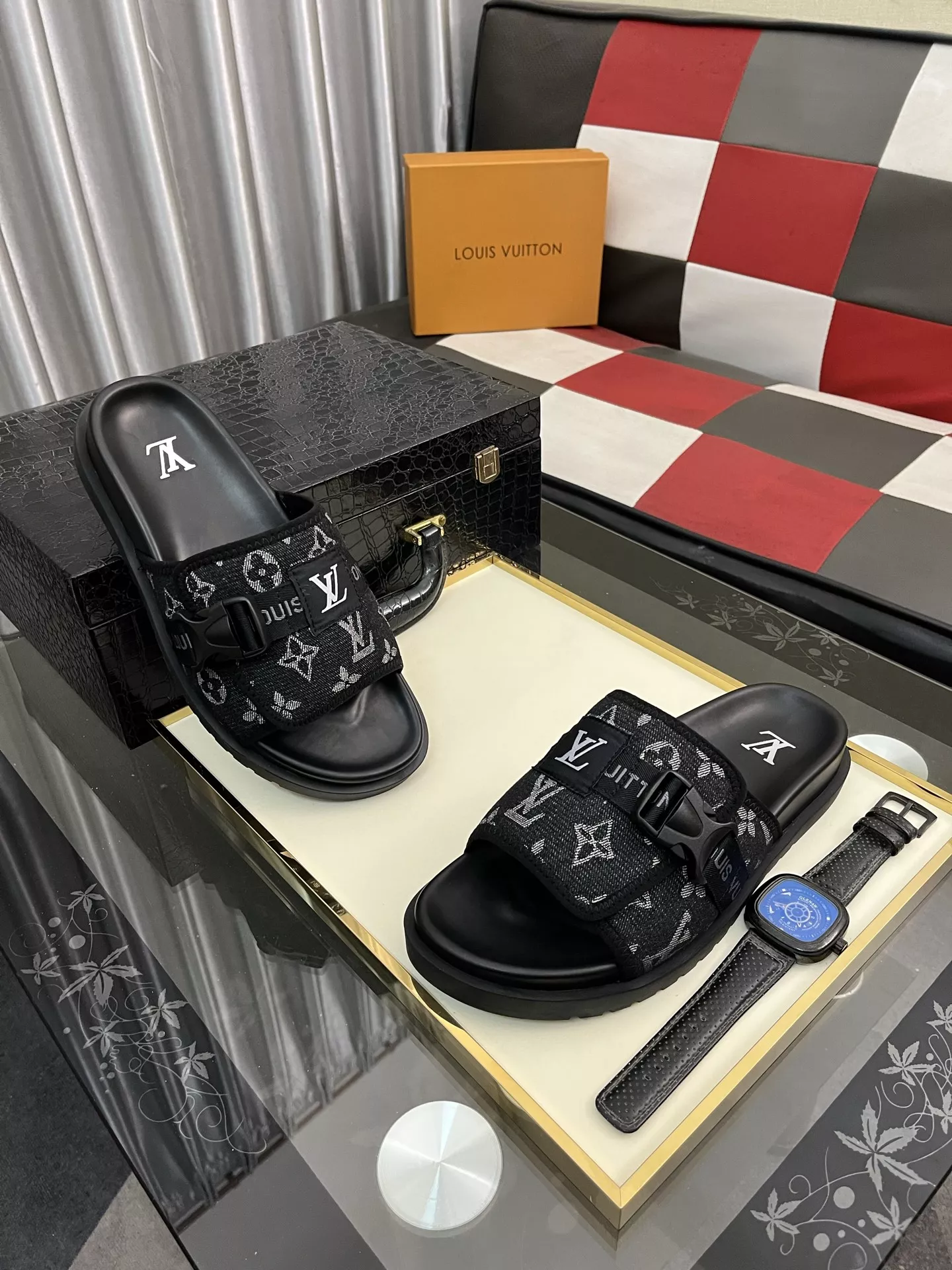 Louis Vuitton Slippers For Men Functional 7249