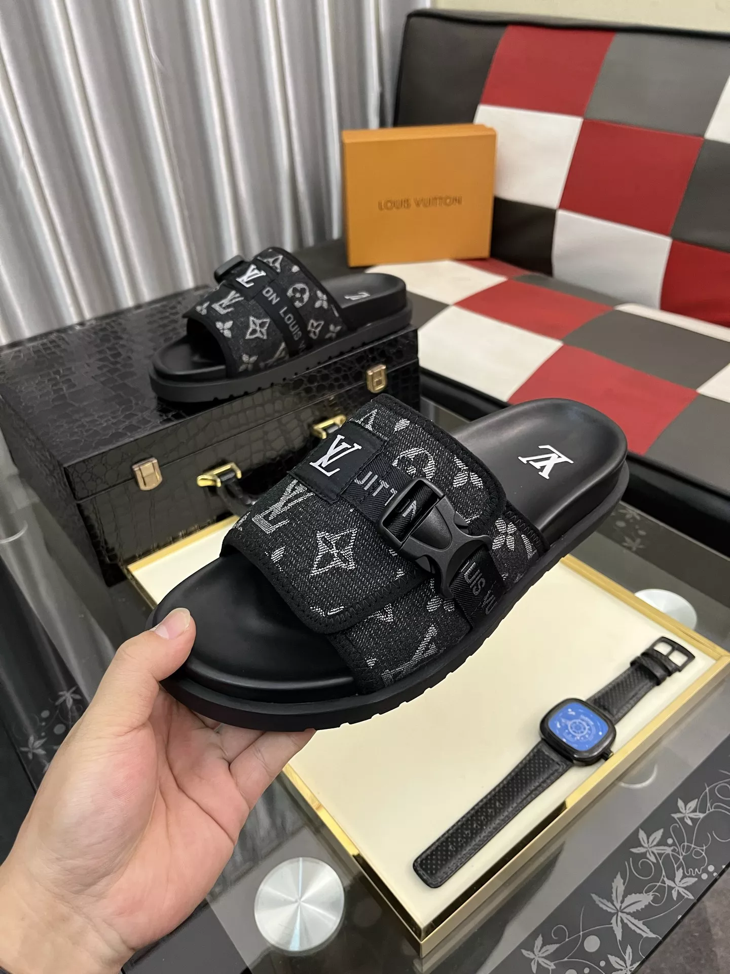 Louis Vuitton Slippers For Men Functional 7249