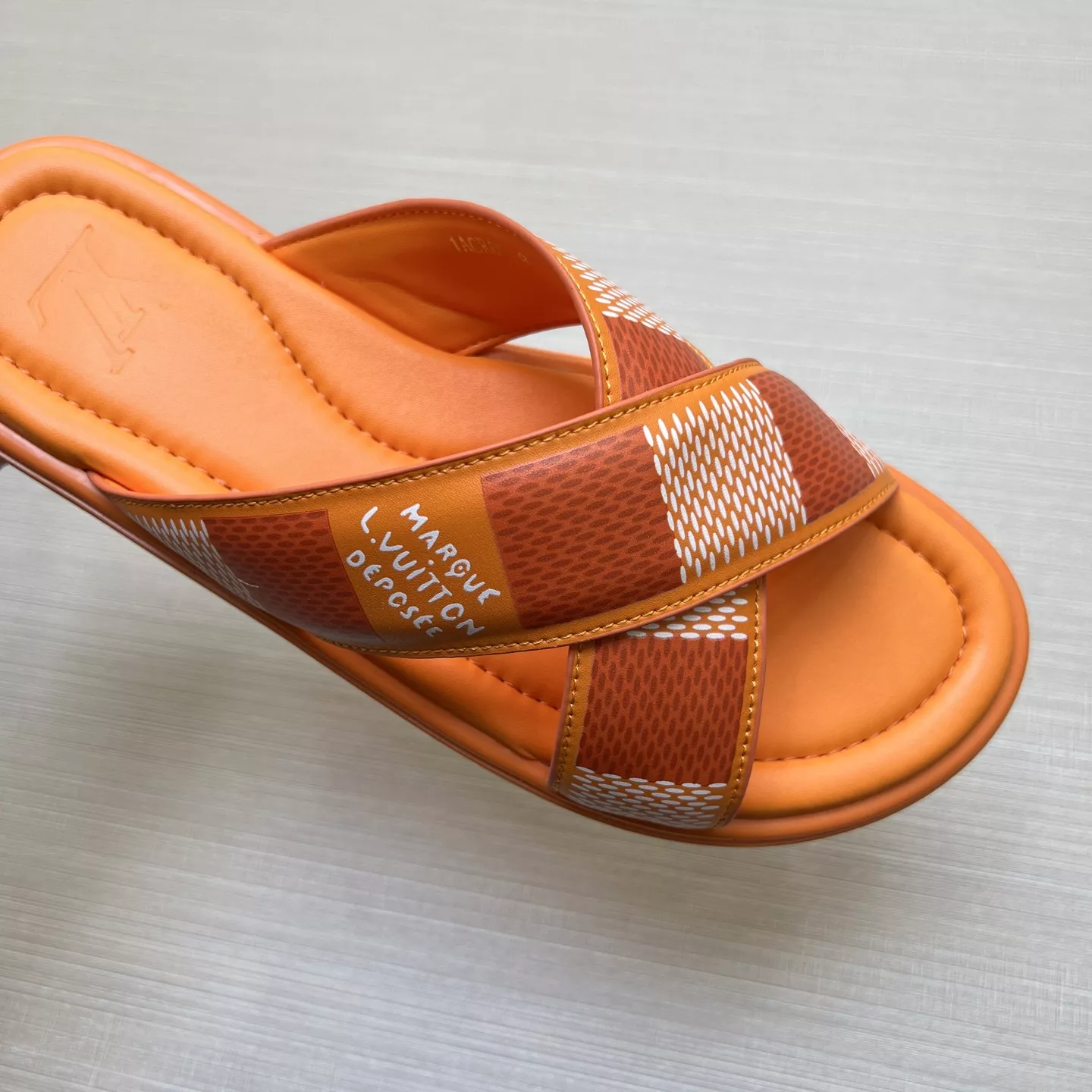 Louis Vuitton Slippers For Men GoAnywhere 6366