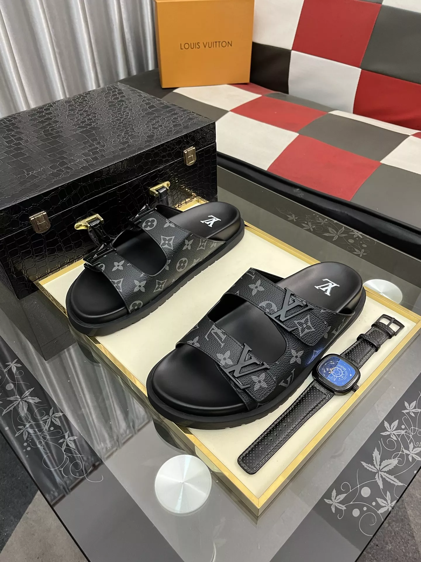 Louis Vuitton Slippers For Men GoodFit 8192