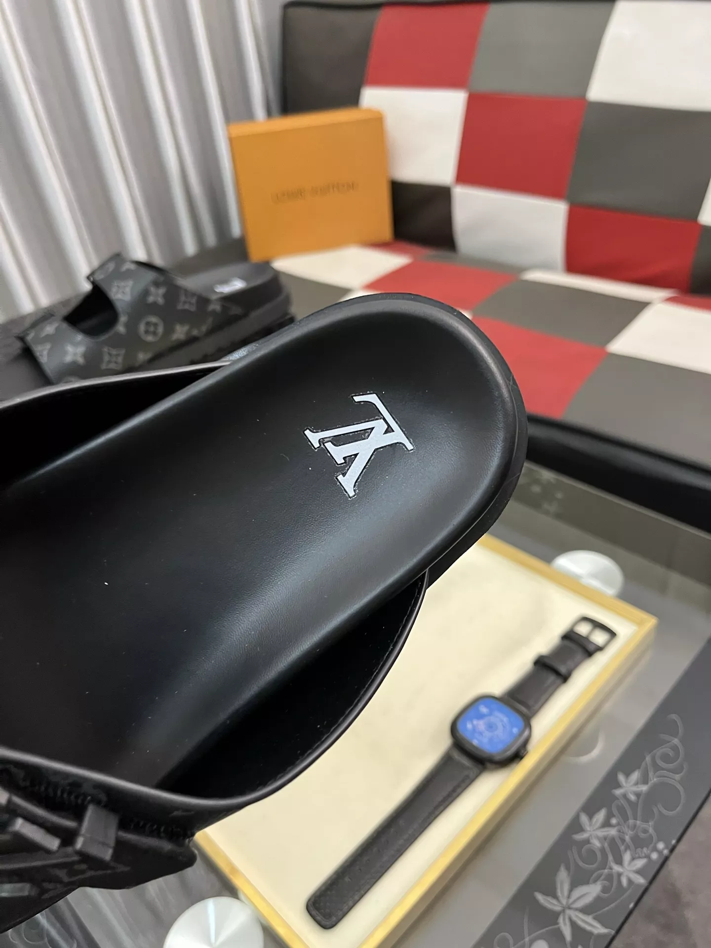Louis Vuitton Slippers For Men GoodFit 8192