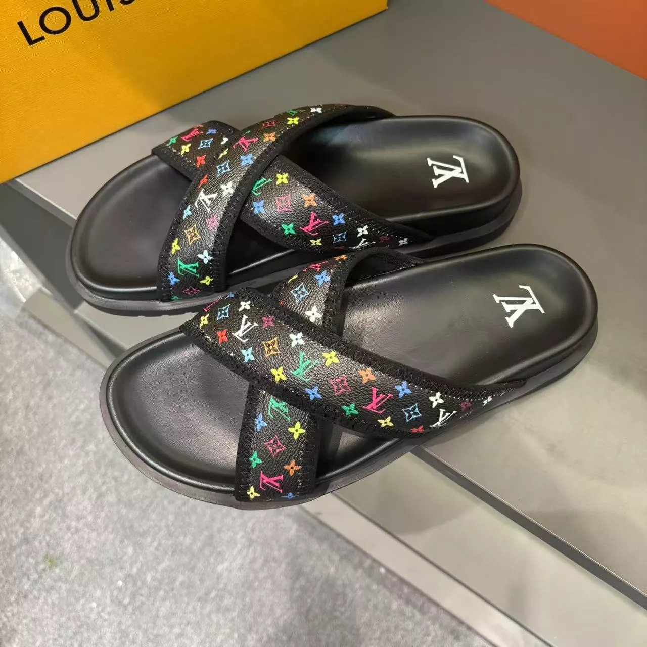 Louis Vuitton Slippers For Men HighQuality 7894