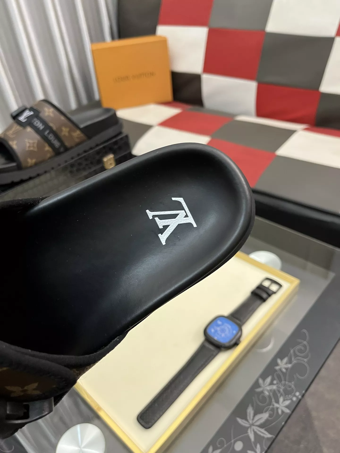 Louis Vuitton Slippers For Men Minimalist 2177