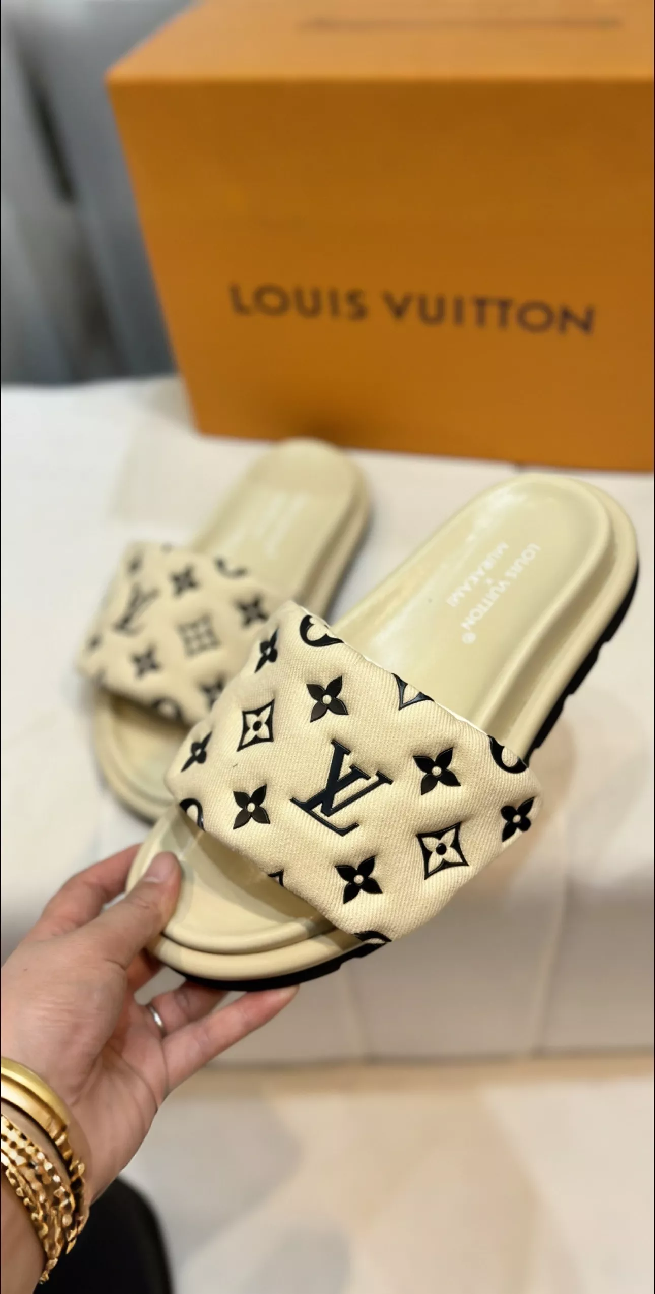 Louis Vuitton Slippers For Men Popular 9625