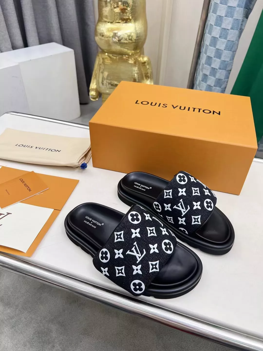 Louis Vuitton Slippers For Men Practical 5543