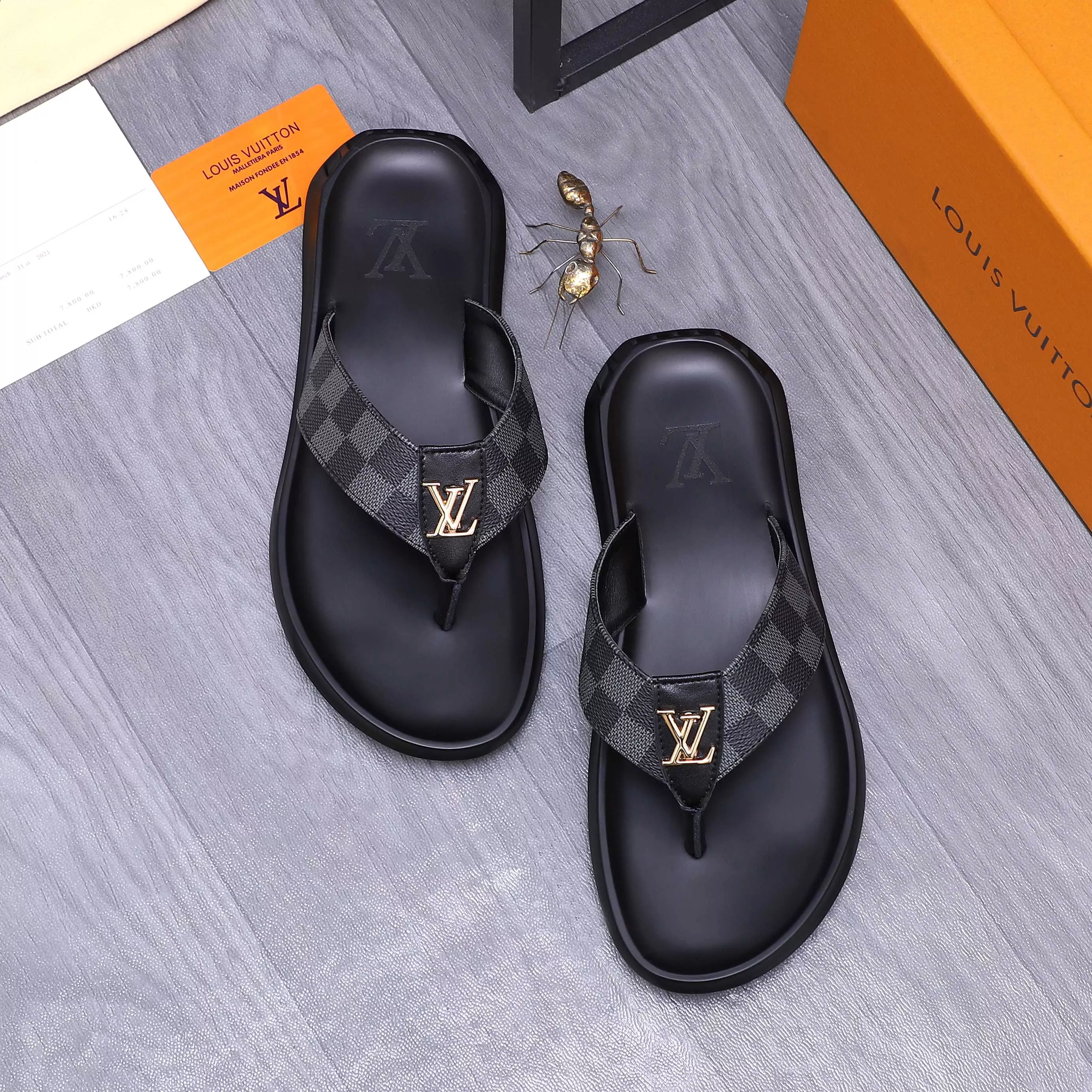 Louis Vuitton Slippers For Men Resilient 7922
