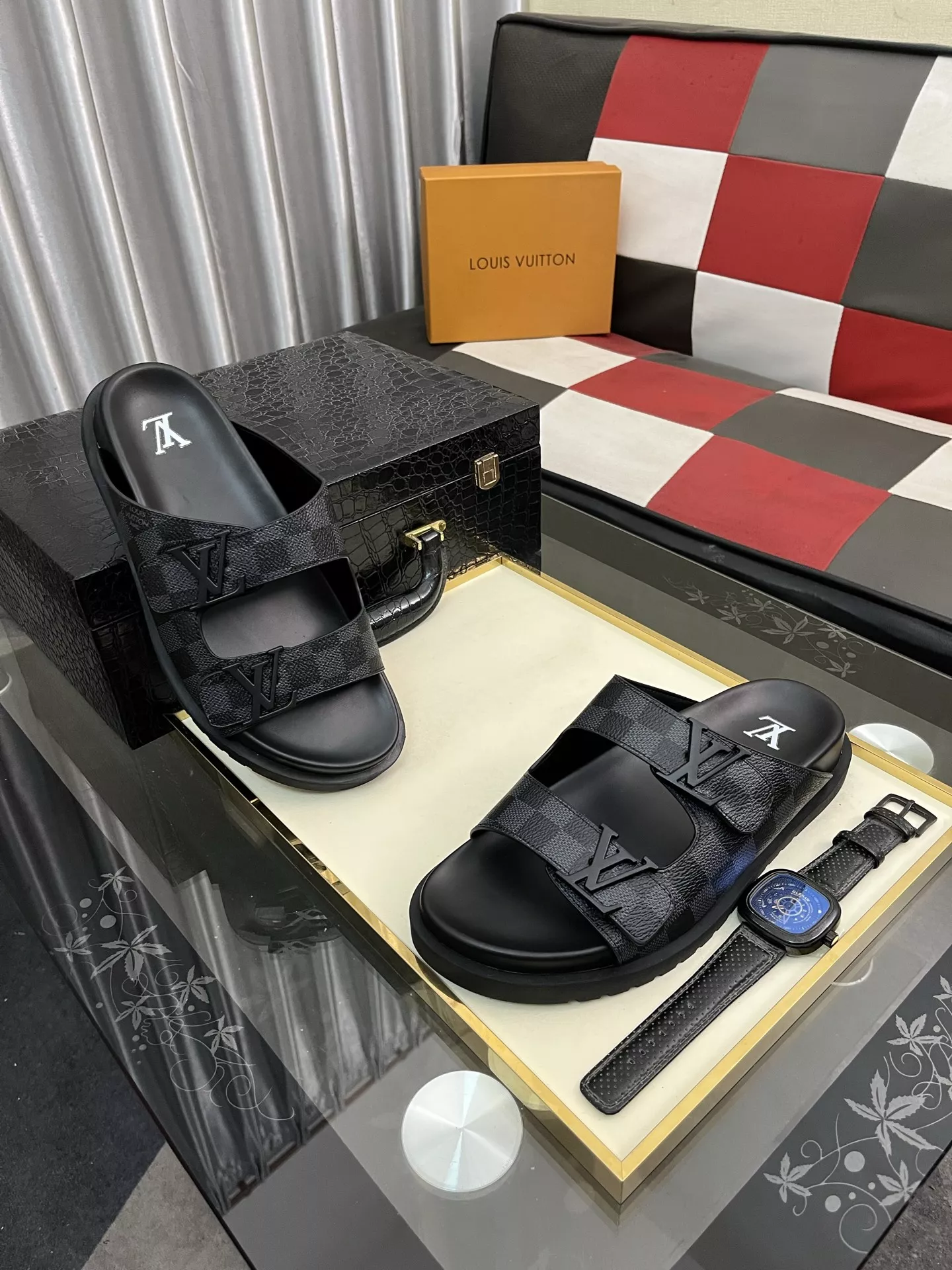 Louis Vuitton Slippers For Men Stylish 2972