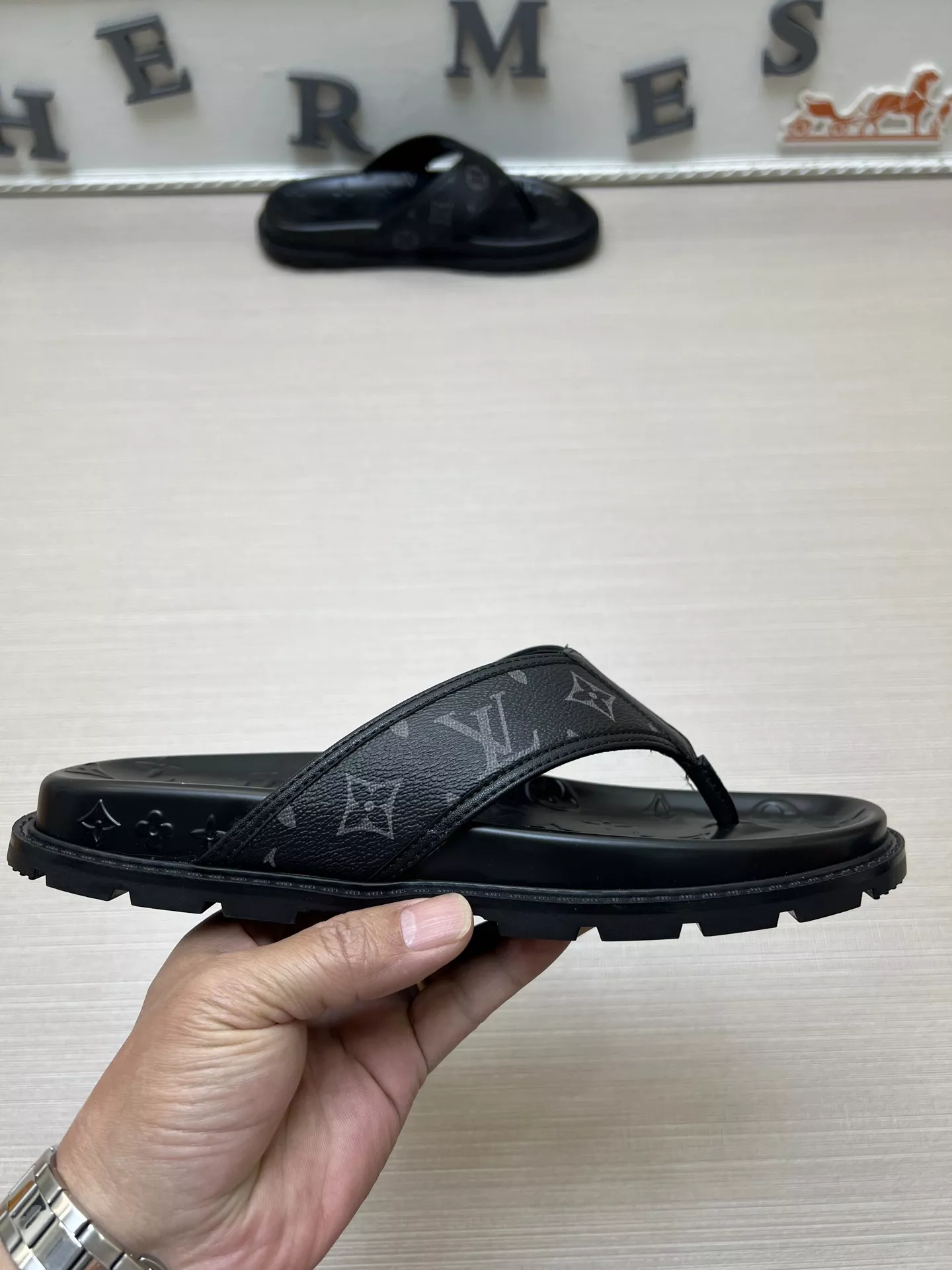 Louis Vuitton Slippers For Men TopPick 814