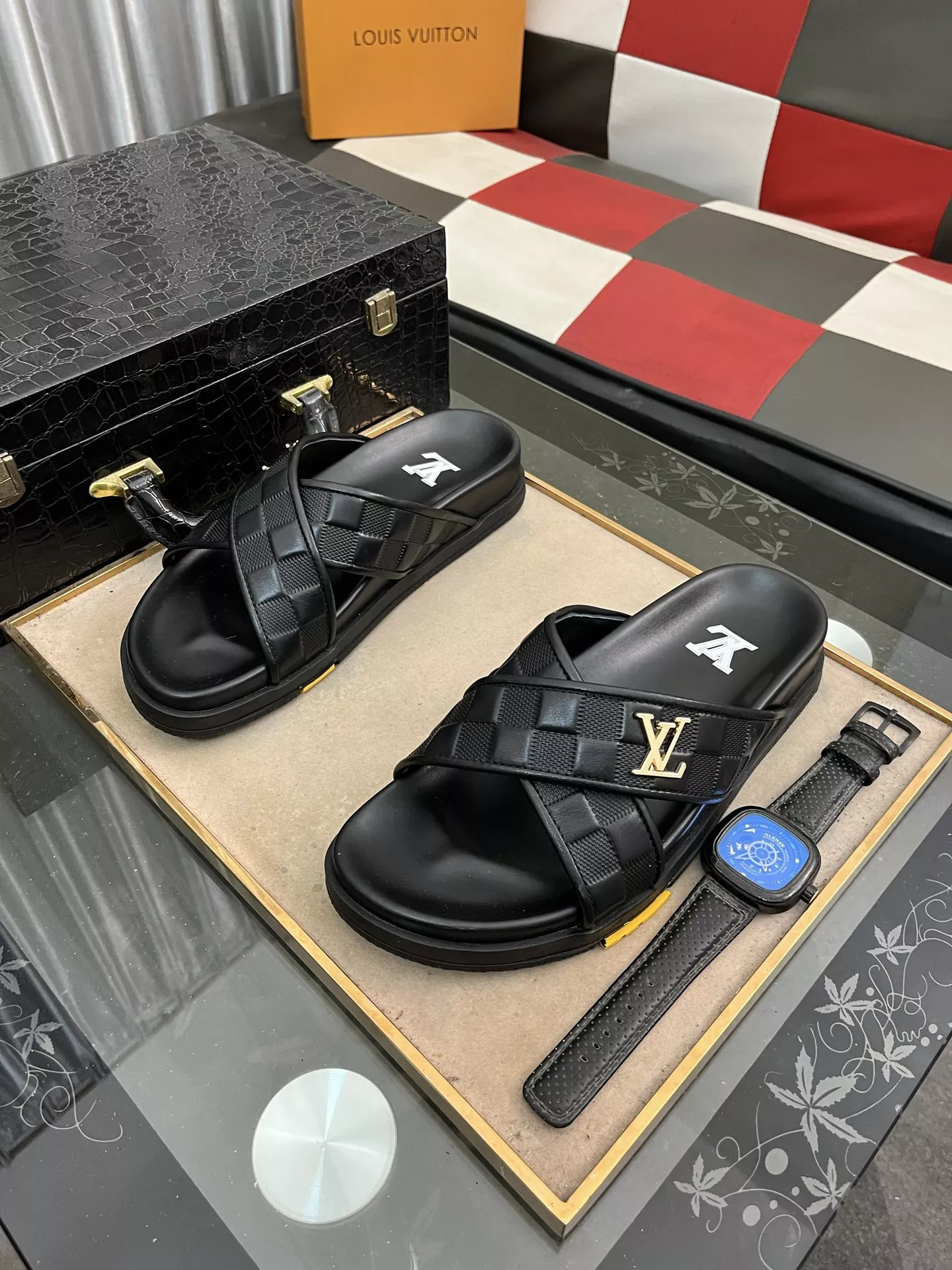 Louis Vuitton Slippers For Men Trendy 8772