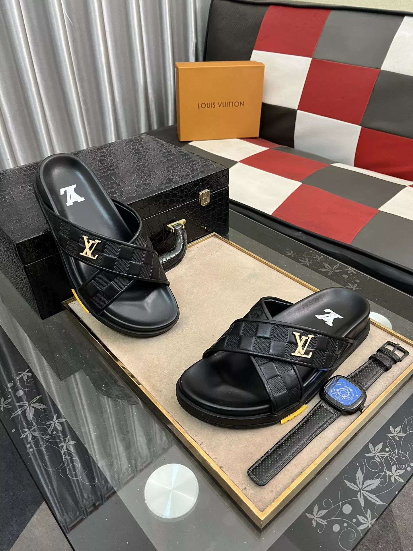 Louis Vuitton Slippers For Men Trendy 8772