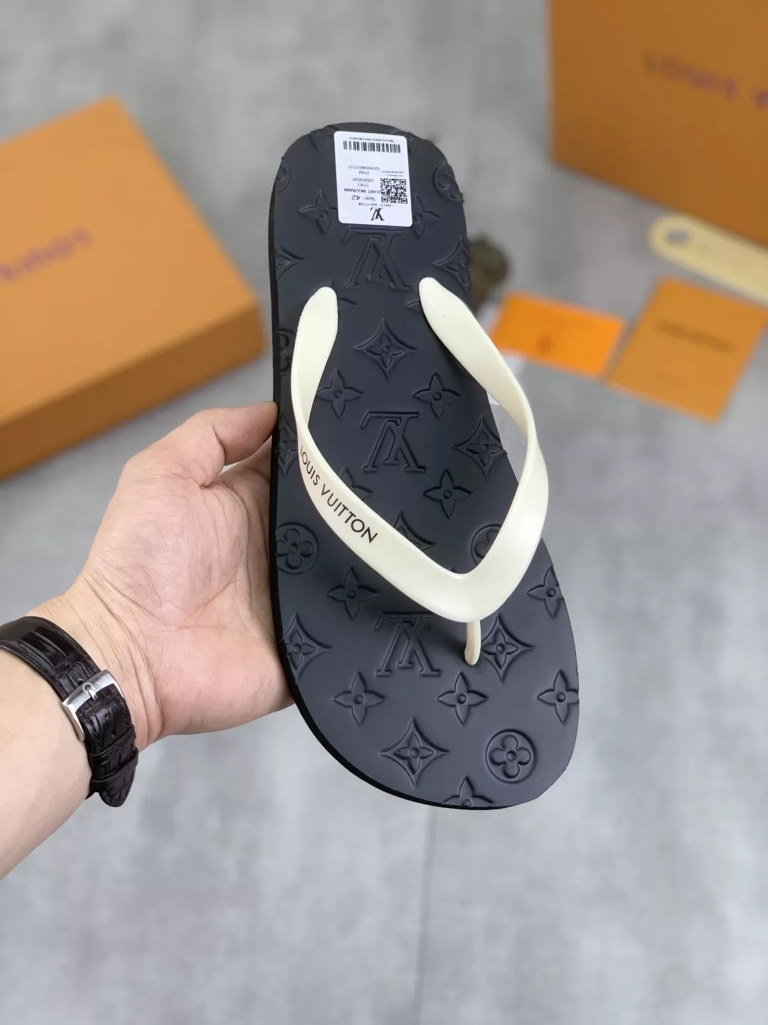 Louis Vuitton Slippers For Men Unique 4179