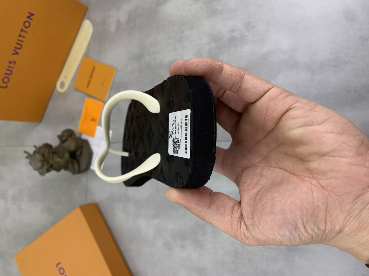 Louis Vuitton Slippers For Men Unique 4179