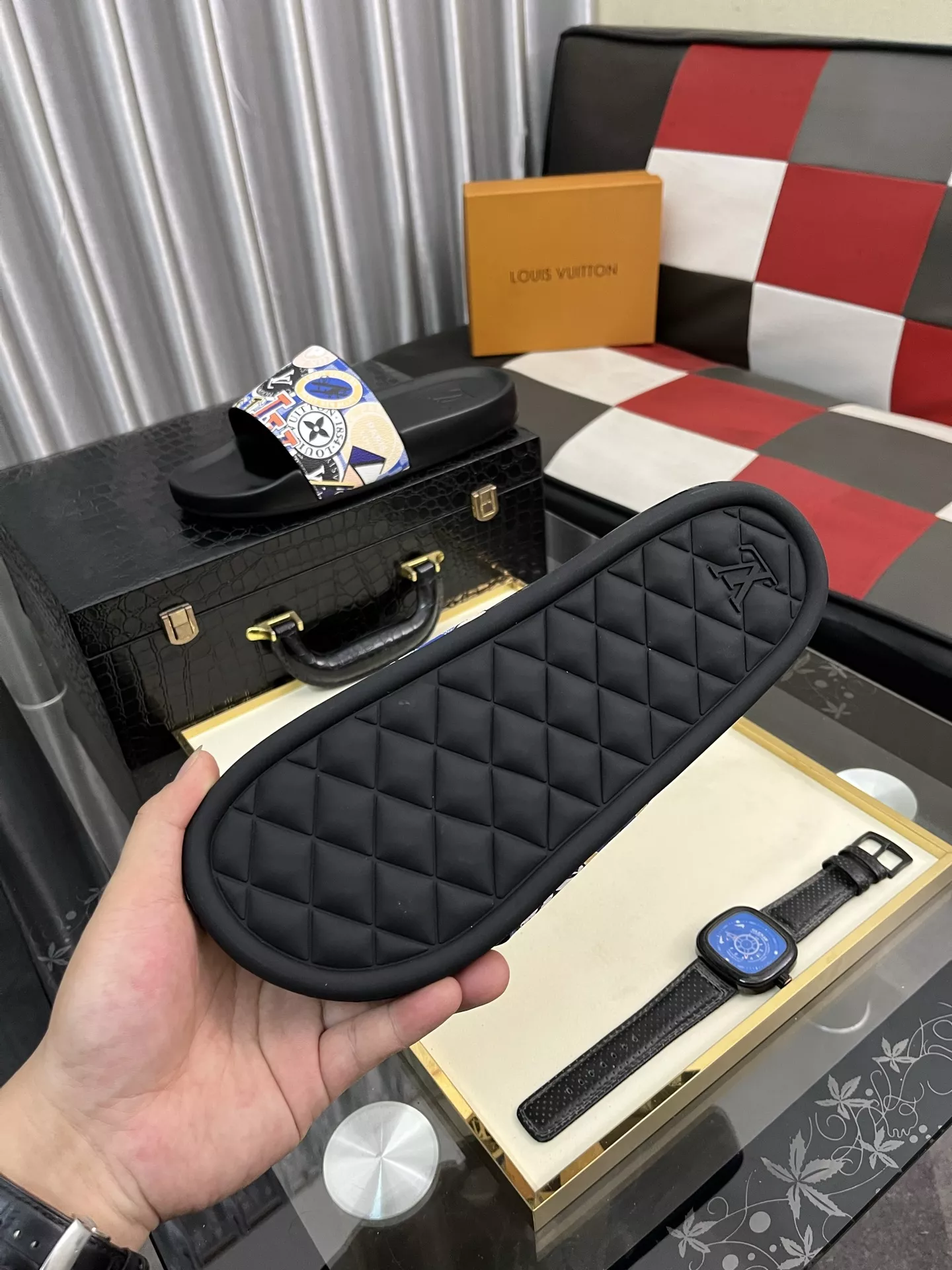 Louis Vuitton Slippers For Men Unique 4792