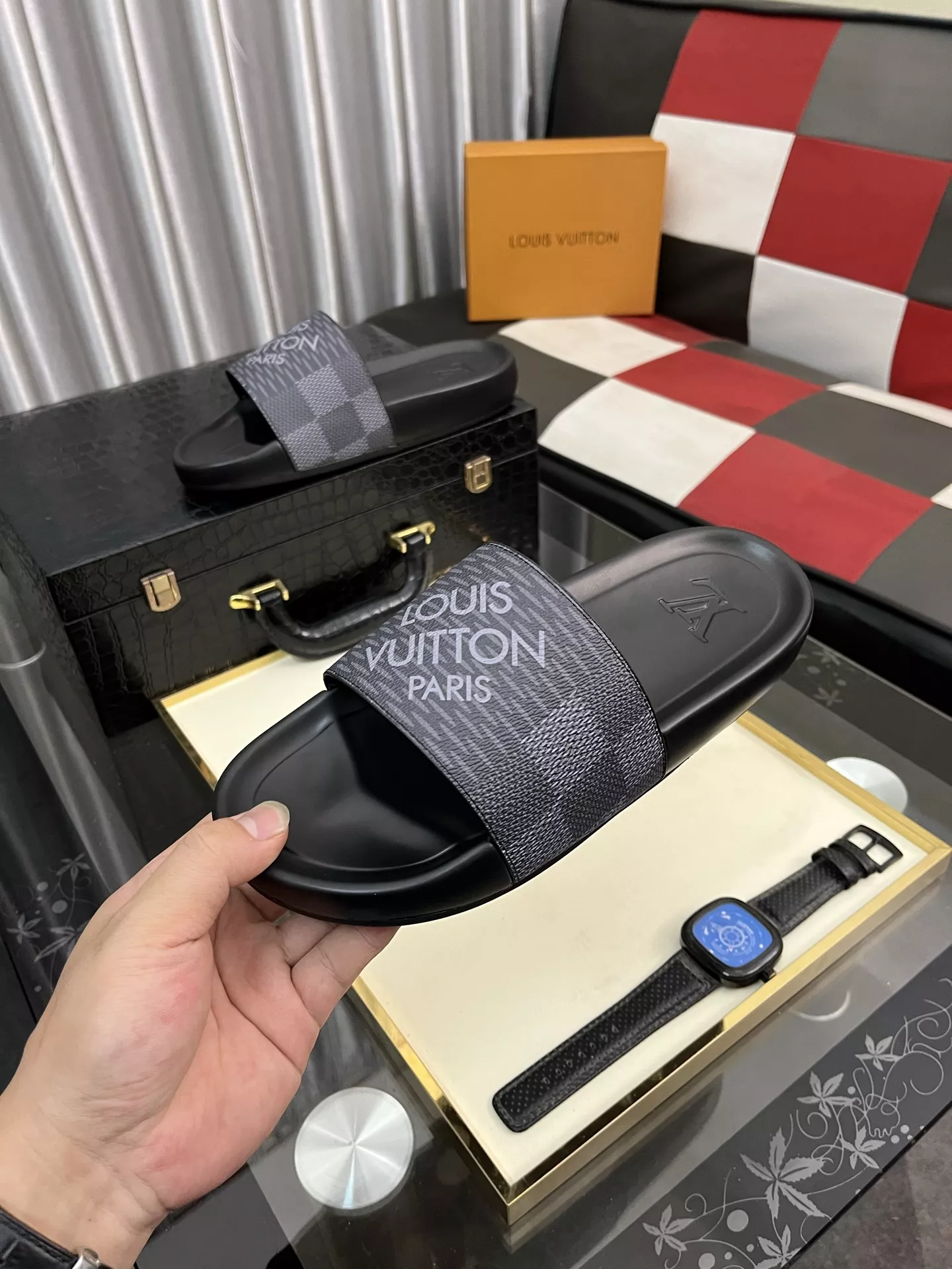Louis Vuitton Slippers For Men WellDesigned 7868