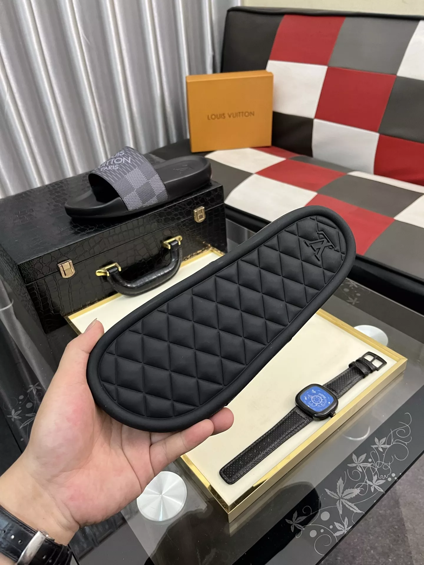 Louis Vuitton Slippers For Men WellDesigned 7868