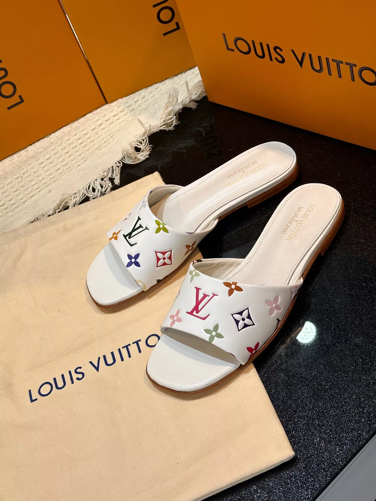 Louis Vuitton Slippers For Women Affordable 2271