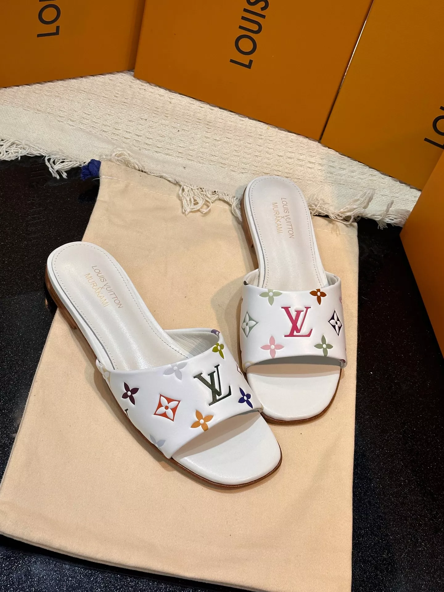 Louis Vuitton Slippers For Women Affordable 2271